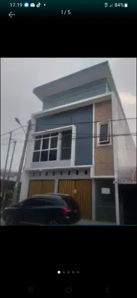 Kost nyaman dan strategis