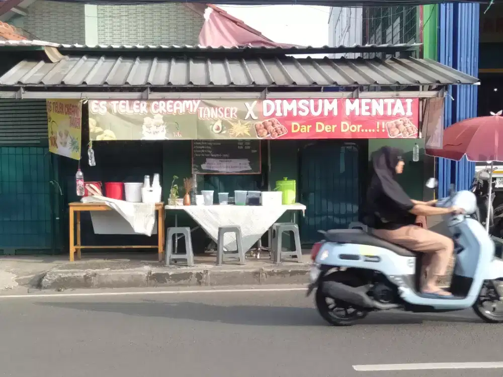Dibuthkan untuk jaga stand es teller