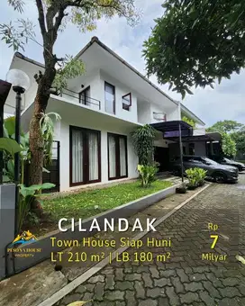 DIJUAL CEPAT TOWNHOUSE SIAP HUNI  CILANDAK JAKARTA SELATAN