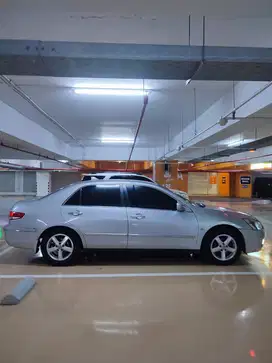 ACCORD VTI-L AT 2005 CM5