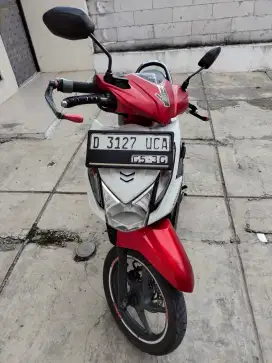 Honda Beat FI 2015 Merah Putih – Kondisi Istimewa