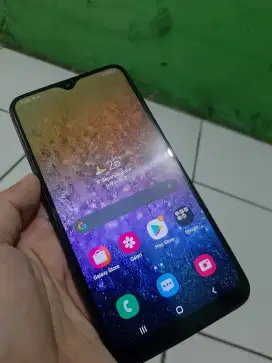 SAMSUNG A10 RAM 2/32