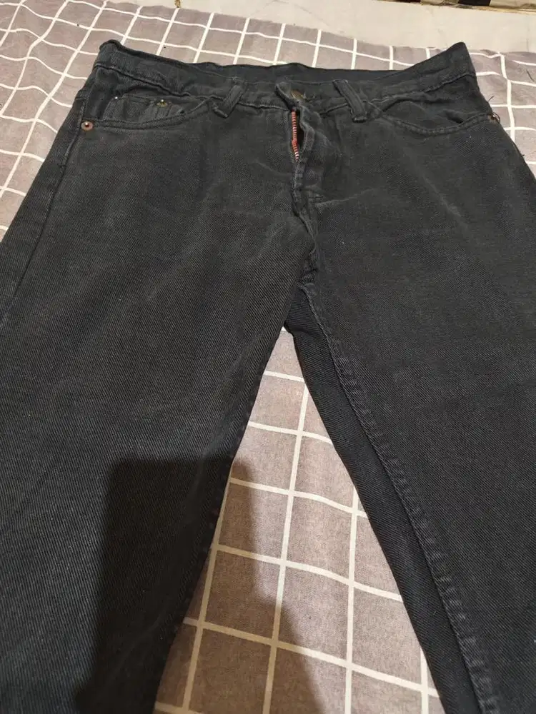 Celana Jeans Panjang Slim Fit