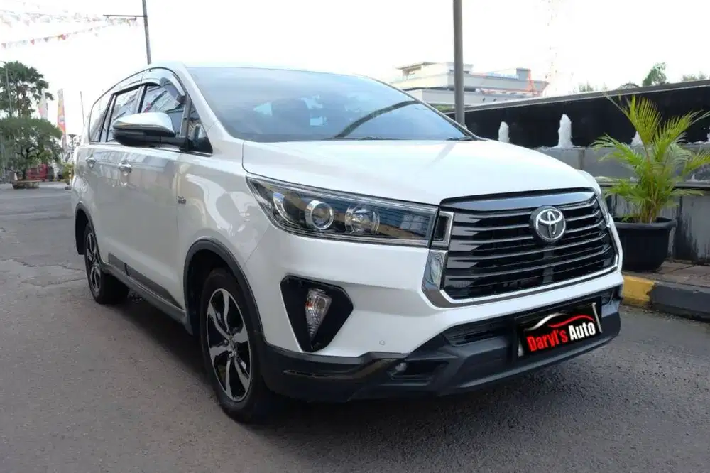 2022 TOYOTA INNOVA VENTURER 2.0 Bensin AT TDP 29jt