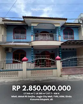 A167 - Rumah Besar Dua Lantai Banyak Kamar Strategis Pinggir Jalan