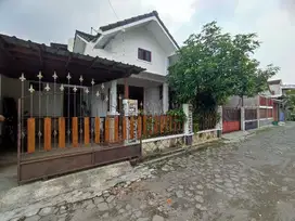 dijual rumah di fajar indah