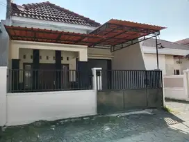 RUMAH CLUSTER DALAM RING ROAD MAGUWO