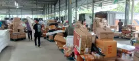 Di butuhkan Helper pergudangan khusus cowo