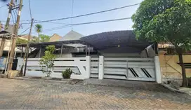 DI VILLA KALIJUDAN INDAH , RUMAH TERAWAT LT.450 M2 (Tjin2Winmax)