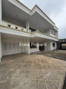 Dijual Rumah Mewah  Murah dan Strategis Di Tebet. Jaksel