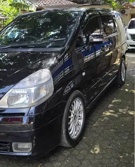 Nissan Serena 2004 Bensin