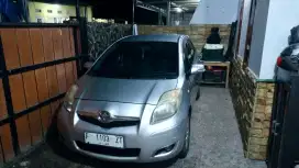 Yaris J A/T 2009