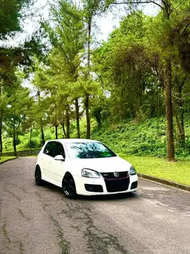 DI JUAL VW GOLF GTI MK5