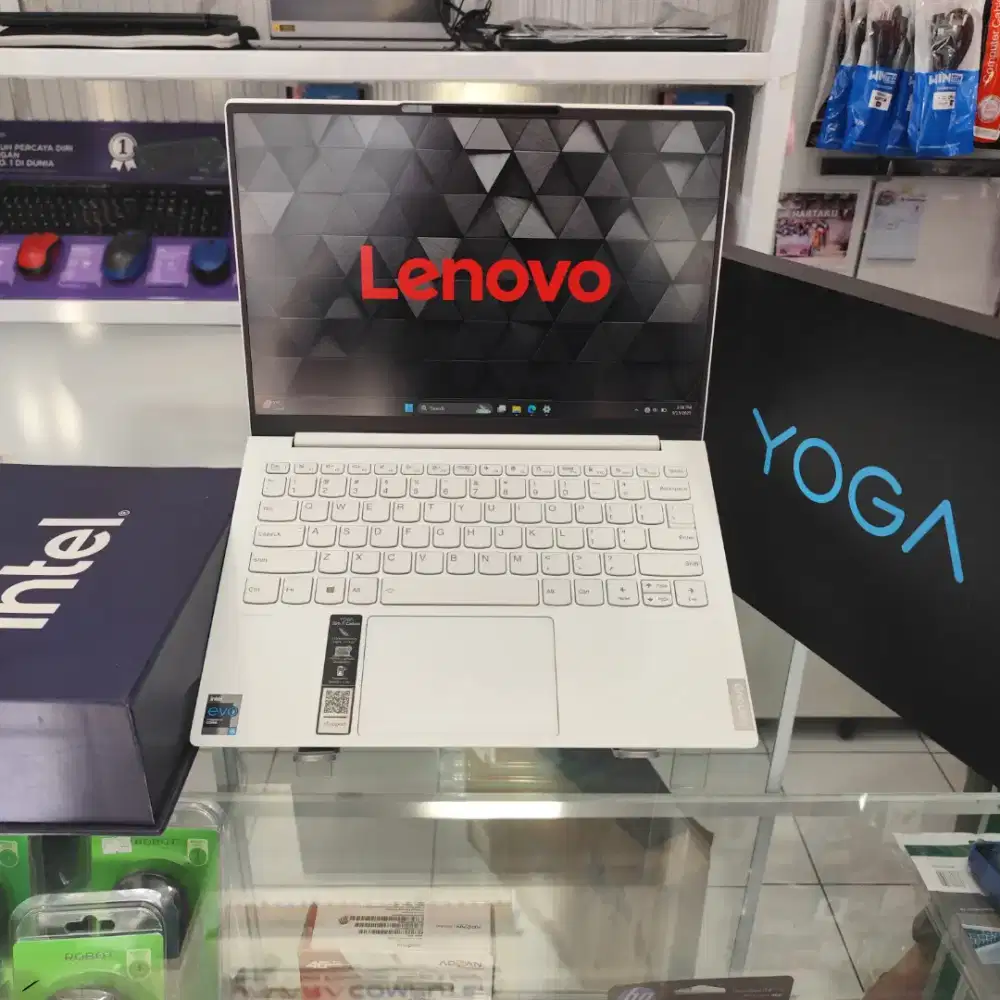 Lenovo Yoga Slim 7i i5 gen 11 EVO Layar 13.3 WQXGA Fullset Like New