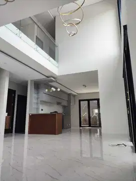 (BIG SALE) RUMAH SETIABUDI REGENCY, BANDUNG, 2 LANTAI , MINIMALIS,NEGO
