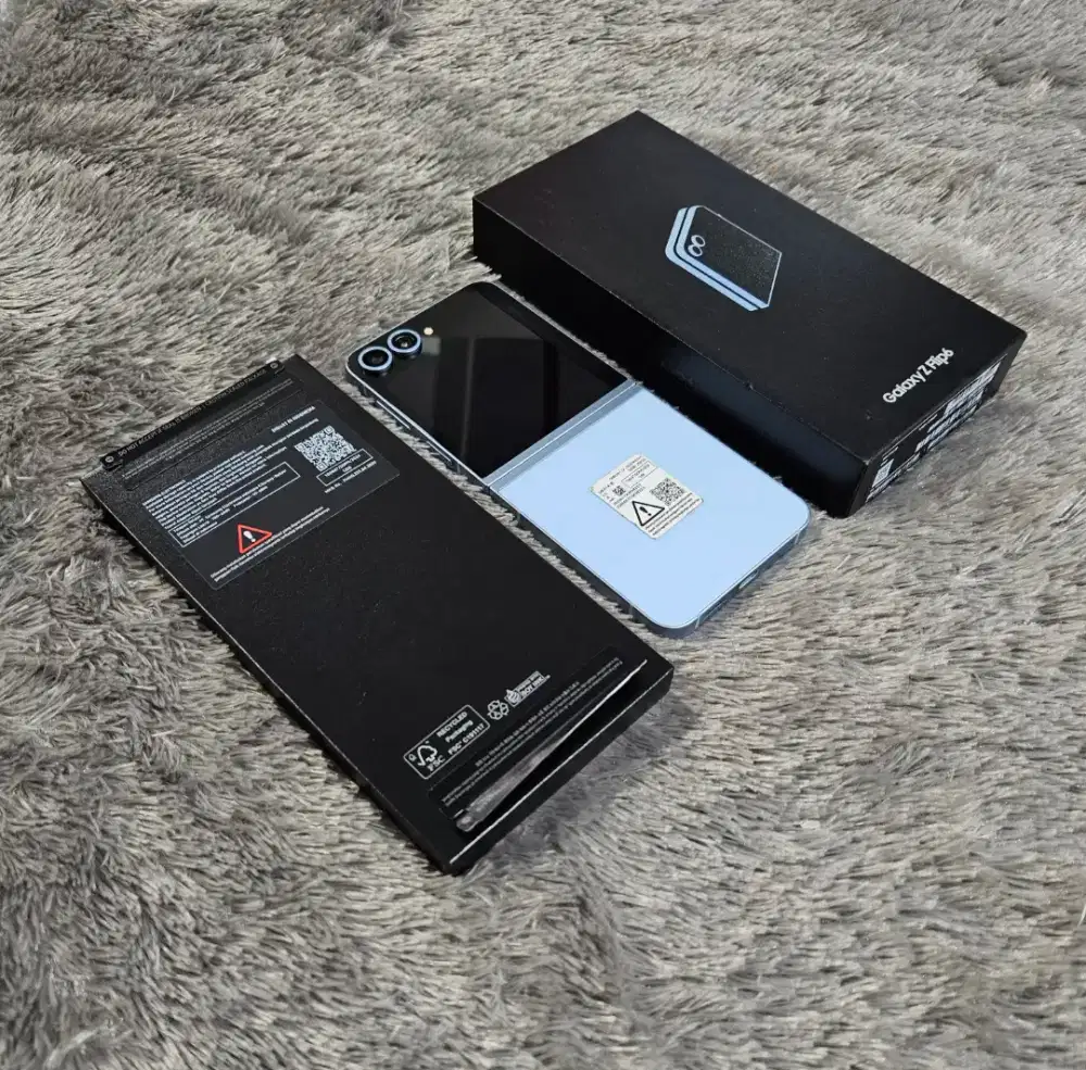 Samsung Z Flip6 12/256GB Blue