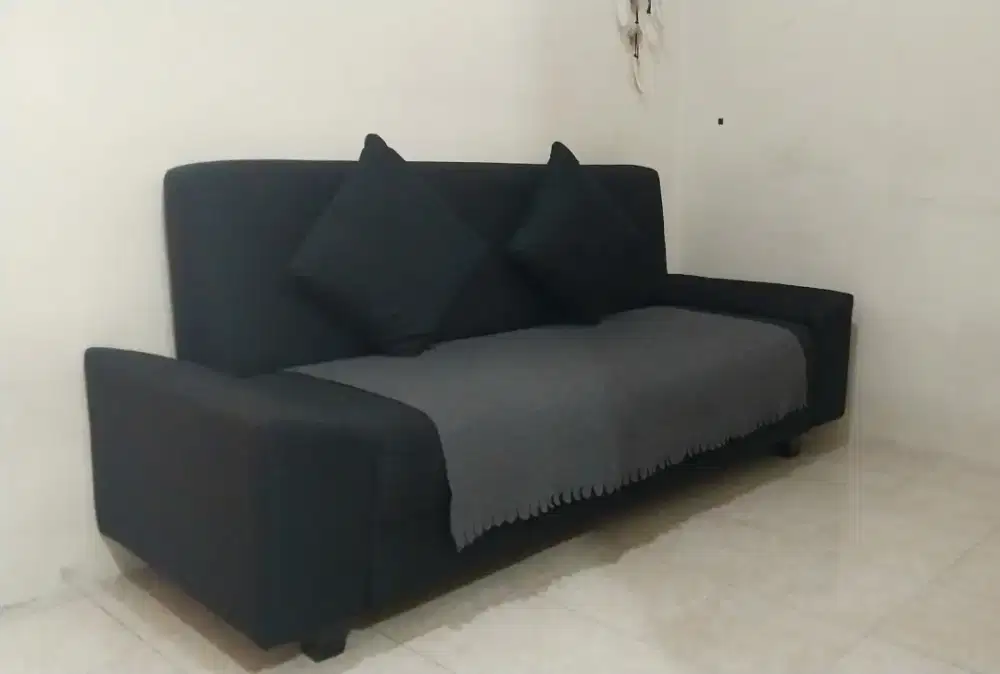 Sofa  custome digunakan dengan baik
