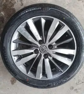 Dijual Ban Dan pelek Honda JS RS