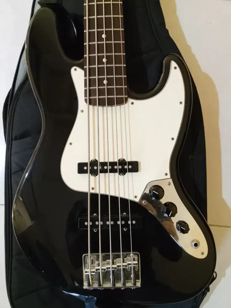 Fender Jazz Bass Made in mexico 2014
