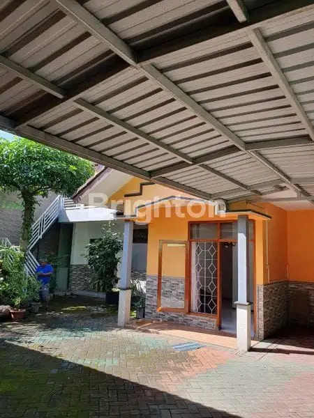 RUMAH USAHA STRATEGIS AREA BUNGA BUNGA KOTA MALANG