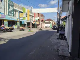 dijual rumah fajar indah  bisa buat usaha