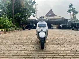 Piaggio vespa primavera 2018 iget abs silver low km kilometer rendah
