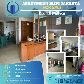 Dijual Apartemen Slipi , For Sale,3 kamar tidur,semi furnished, HGB