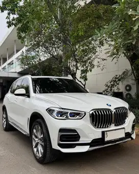 LOW ODO BMW X5 7 SEATER VACUUM DOOR 2022