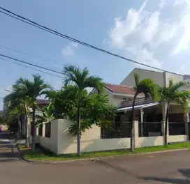 Rumah hook di cluster siap huni ifolia harapan indah bekasi