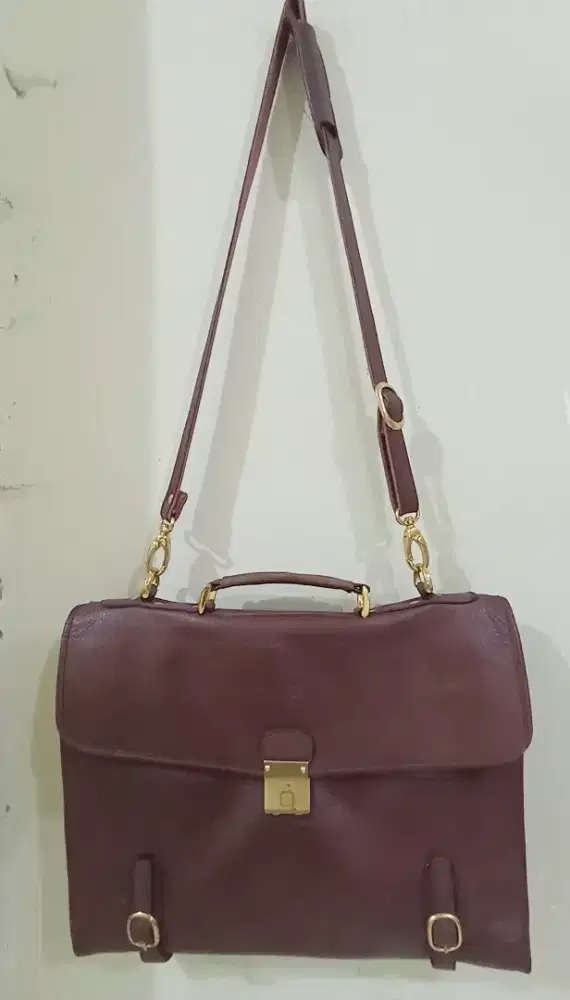 Tas kerja kulit asli