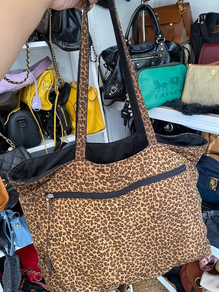 Bottega veneta x vintage leopard tote bag