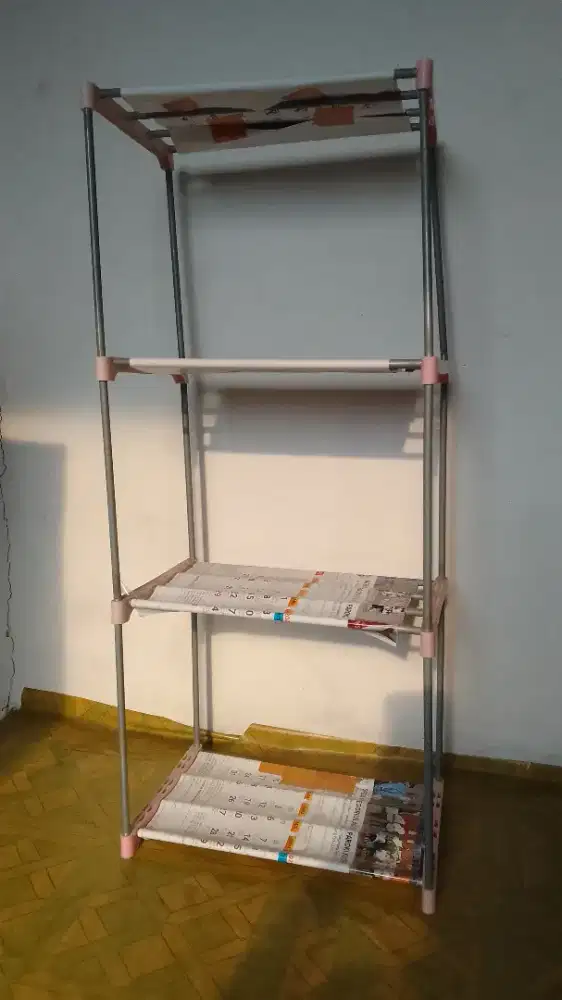 RACK PERABOTAN RUMAH