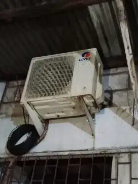 Service AC bongkar pasang AC tukang AC panggilan isi freon AC