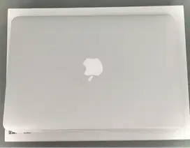 Macbook Air 2017 8/128Gb