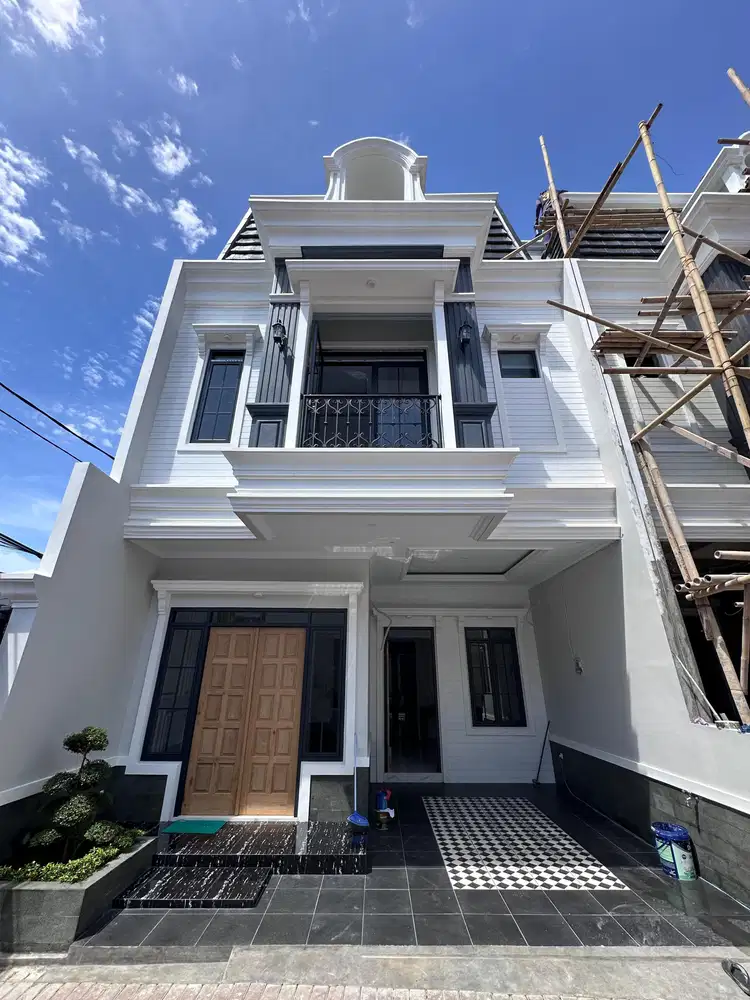 Di Jual Rumah Murah Dalam Komplek Dekat Stasiun Lenteng Agung