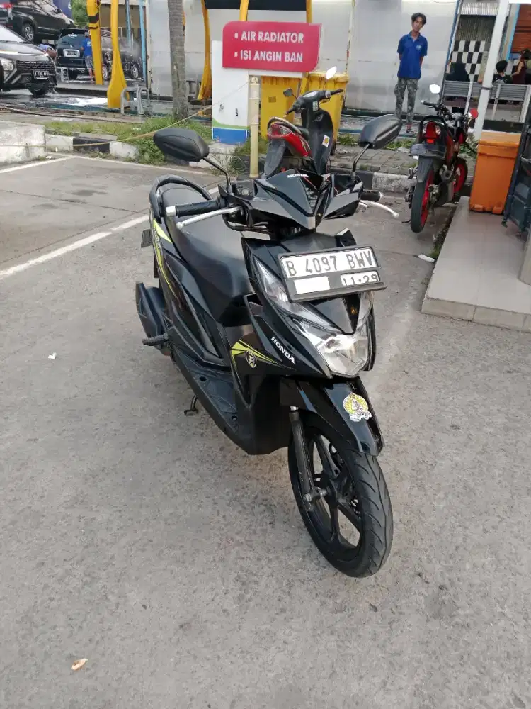 Dijual saja honda beat