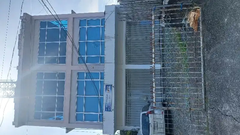 Ruko berlantai 3 cocok buat kantor d tengah kota balikpapan