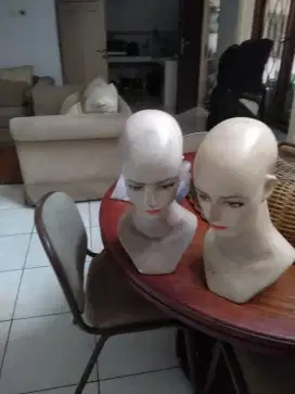 Mannequin kepala saja