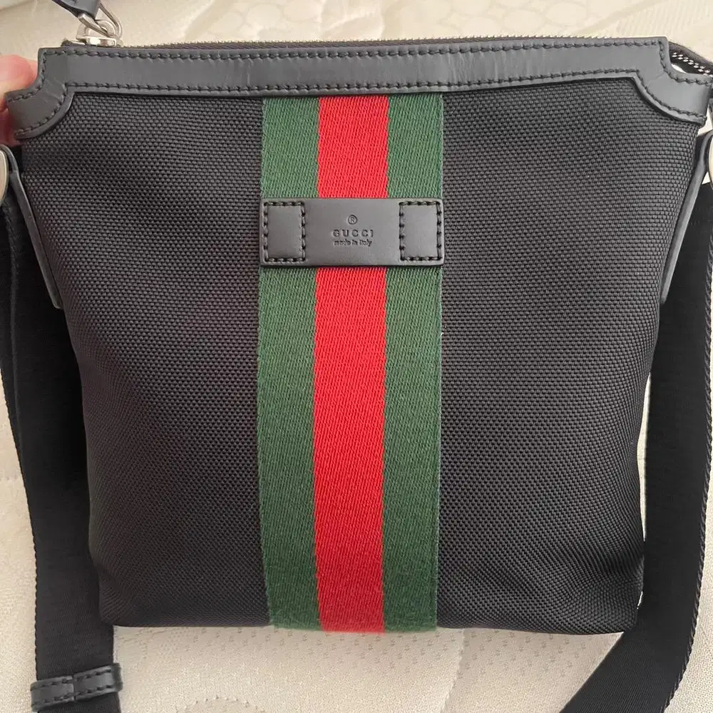 Gucci Techno canvas web messenger