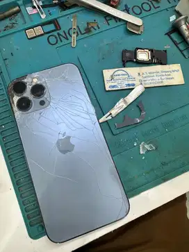 Ganti backdoor atau housing iphone