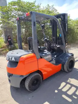 Jual forklift sidoarjo