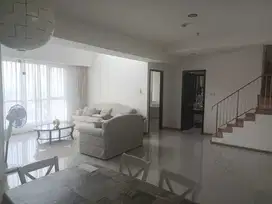 Di sewakan apartemen Gandaria Heigt
