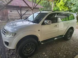 Dijual pajero exceed 2013 AT