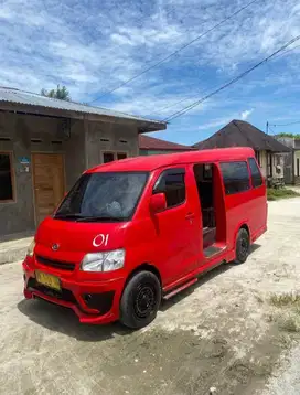 DAIHATSUN GRAND MAX MINI BUS