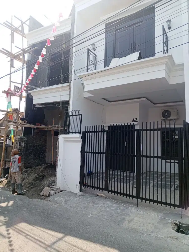 Rumah Cluster di Jagakarsa Jaksel Akses 2 mobil