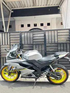 Yamaha R15 v3 2021