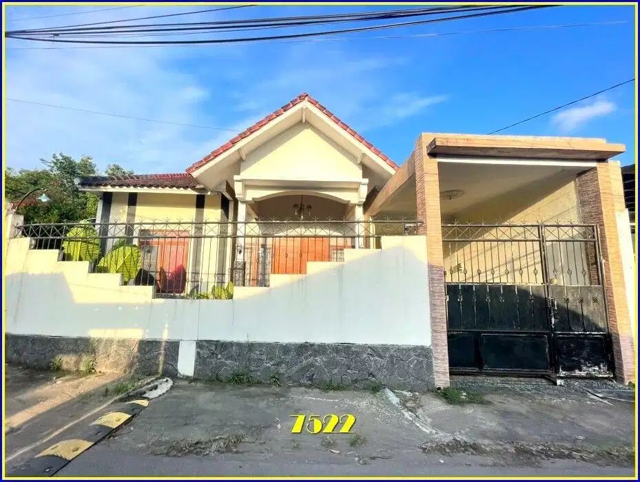 Rumah Belakang Ponpes Pandanaran Sleman Hook