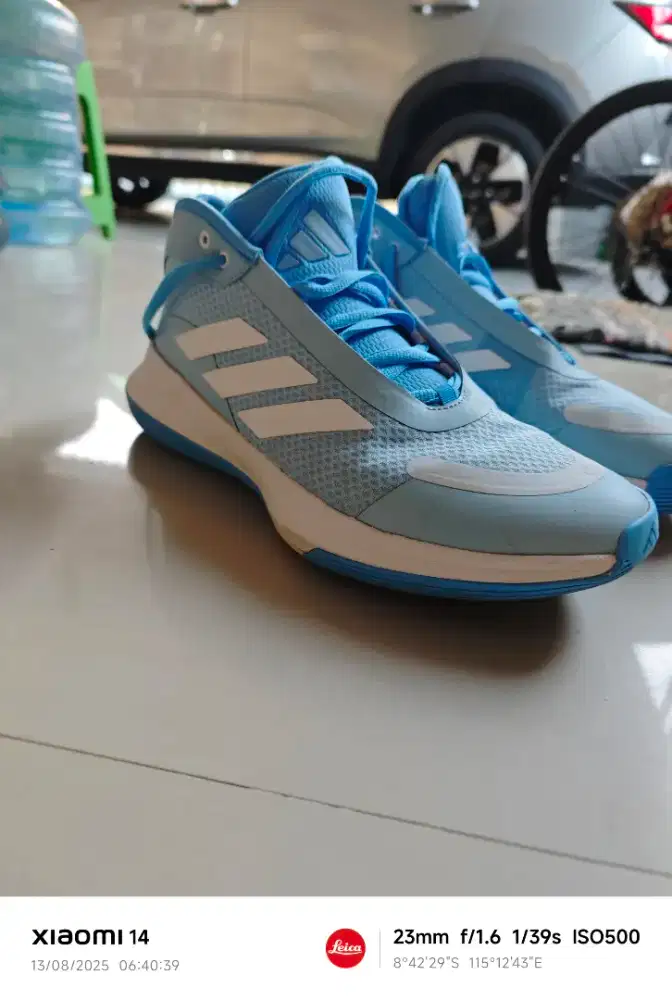 Sepatu basket Adidas Bounce size 45
