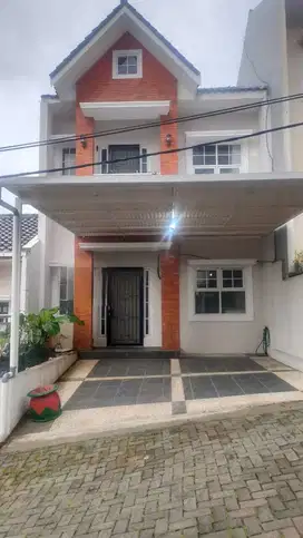 Rumah Modern Minimalis Strategis Murahdi Sariwangi Bandung dekat PVJ