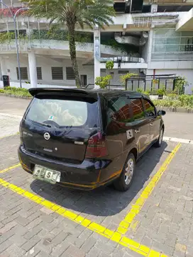 Nissan Grand livina 2012 Bensin